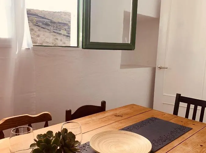 Campo Y Lava * 蒂亚斯