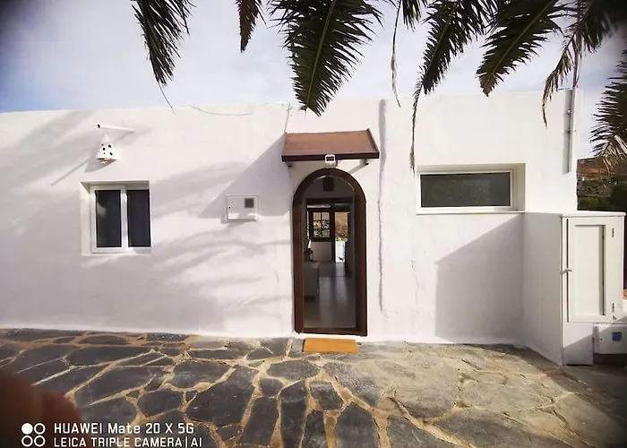 Campo Y Lava * Tías